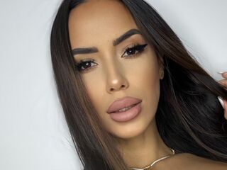 hot cam girl masturbating with vibrator EvaYvez