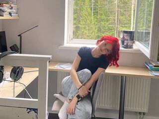 nude camgirl pic EvelinTalks