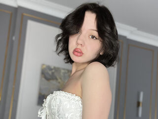 topless camgirl EvelinWood