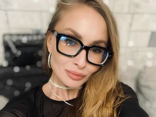beautiful webcamgirl HelenaBoyd