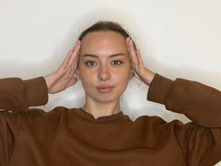 girl cam HertaLaraby