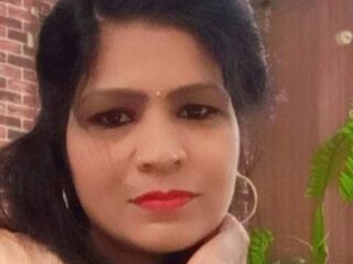 naked webcamgirl photo HotNandini