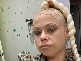 camslut fingering pussy Iamluv