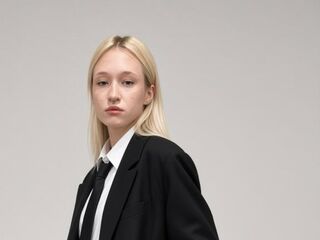 streaming live cam IrisHawthorne