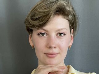 fingering cam girl picture JanHilbert