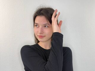 camslut fingering shaved pussy JanisRadabaugh