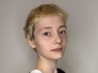 sexy webcam girl JenelleBarette