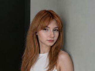 cybersex chatroom JeniceRadulescu