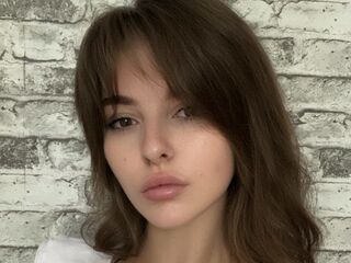camslut fingering wet pussy JessikaLatus