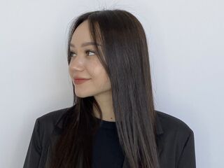 girl showing tits JinGrinnan