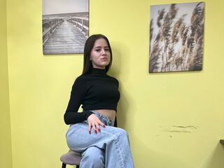 hot striptease cam KeeleyGambee