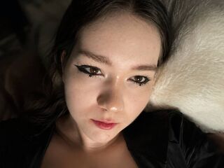 hot camwhore KendalChalet