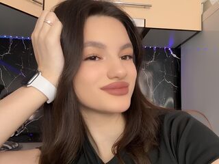 cam girl showing tits KendraMatrone