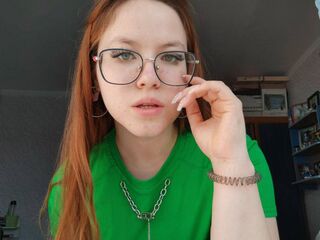 mastubating web cam girl KrysaDap