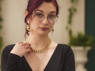 camgirl playing with sex toy KylieHerdes