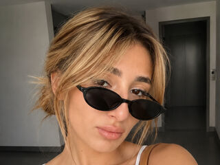 naked cam girl LashandraNordby