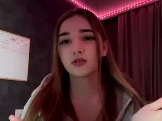 nude webcam LaurynKendell