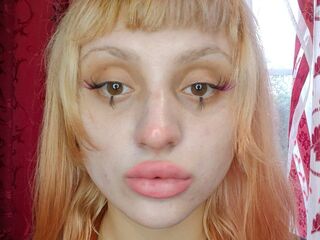 naked camgirl masturbating with dildo LeylaHugg