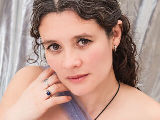 naughty camgirl photo LiaResvolt