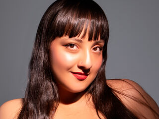 closeup cam LilaPrescott