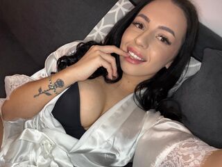 live free chat LilaWest