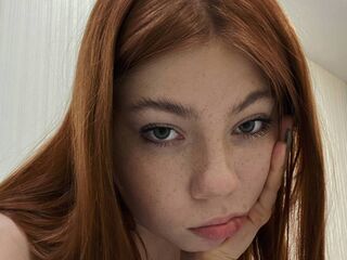 live teaser cam LilianBarfield