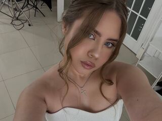 naughty cam girl masturbating with dildo LilianVanarsdale