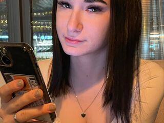 webcamchat LilyGrows