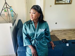 naked cam girl masturbating with sextoy LisaNitti