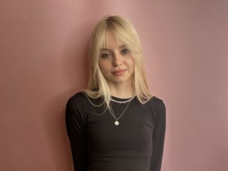 nude cam girl pic LorettaCovil