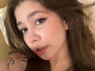 naughty camgirl fingering pussy LouisaWilsonn