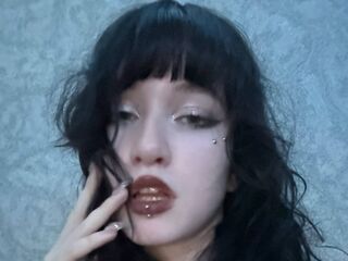 webcamgirl chat room LouisePerrish