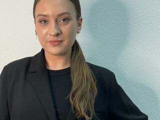 jasmin live cam LyndaEstle