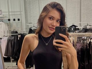 naked webcam girl LynnHickory