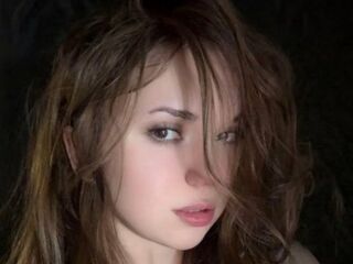 naked camgirl photo MIaViia