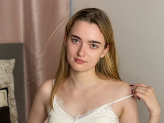 naked webcamgirl photo MargoBerks