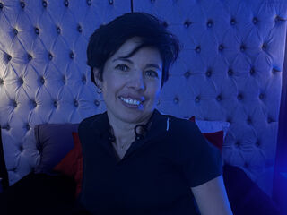 free live sexcam MarietteAdams