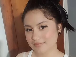 chat live webcam MarinaMax