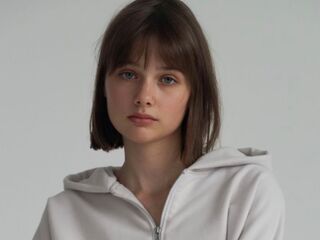 chat with cam MarylouHaws