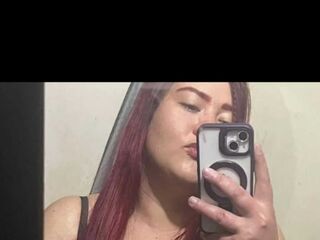 cam girl playing with dildo MayiCortner