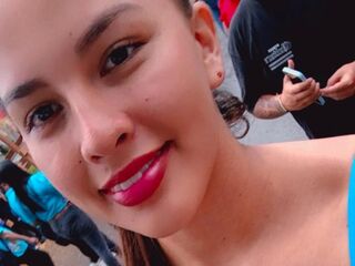 naughty camgirl masturbating MiaRosele