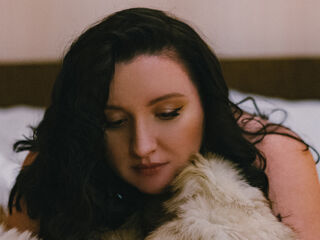 hot camslut MonicaBare