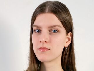 babe web cam MyrtieKatula