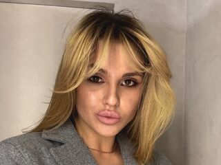 babe web cam NayaMorel