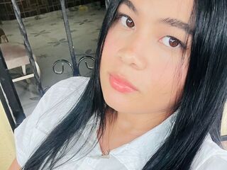 cam girl picture NayelisMcalister