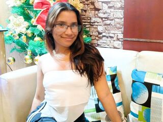 camslut topless OdetteBelle