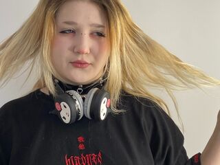 cam strip tease PilarVanhee