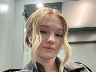 sexy webcamgirl PortiaFukushima