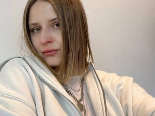 live chat room RebeccaBellore