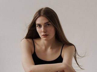 hot cam RebeccaMcqoggen